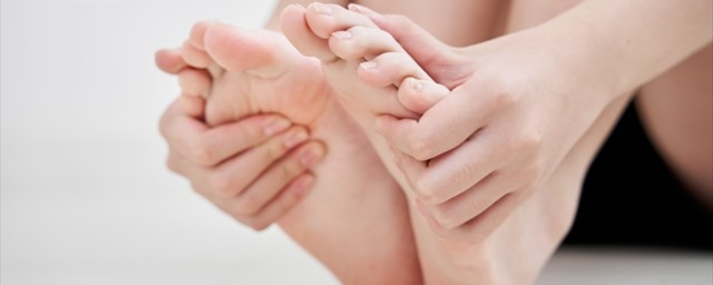 踵の痛み（足底筋膜炎）